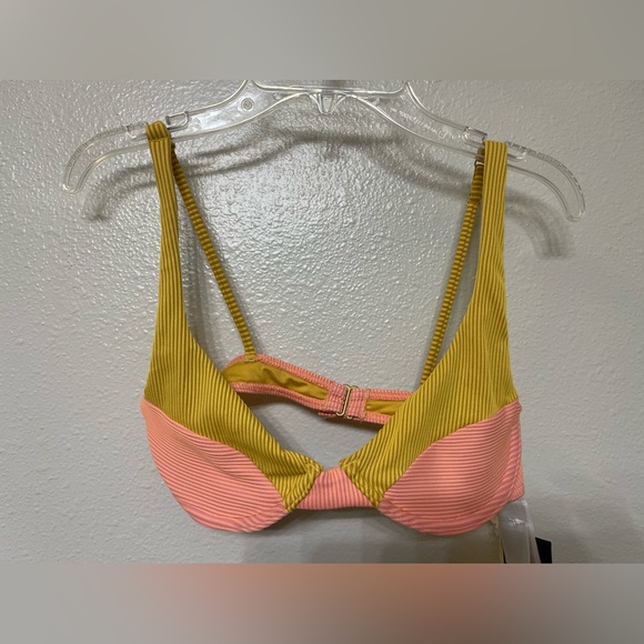 NWT Billabong Women's Hi Life Panelled Bra Bikini Top size Smalll - Picture 7 of 13